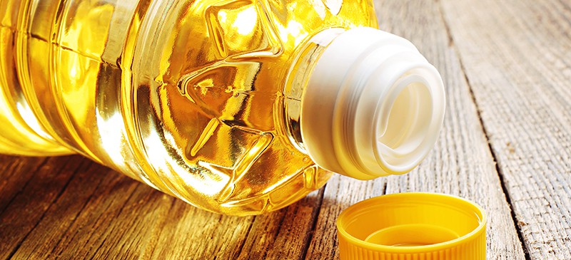 En quoi l'huile de canola est-elle mauvaise pour vous? Plus 4 substituts