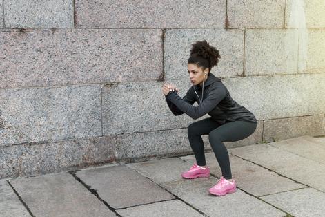 Exercices d’amincissement des jambes : tonifiez vos jambes et vos cuisses mouvements simples